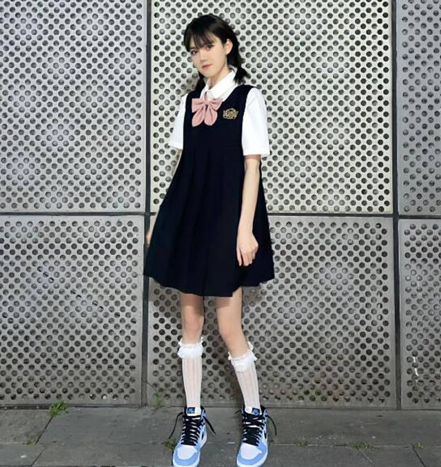 大学|aj1大学蓝,经典的鞋型融入醒目的撞色设计,aj的又一全新力作