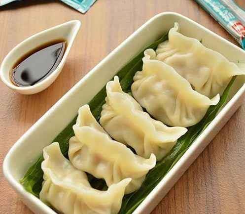 怎么做羊肉馅饺子好吃又简单 e18b09d520fc4f3a87eba62e2cc1c367.jpeg