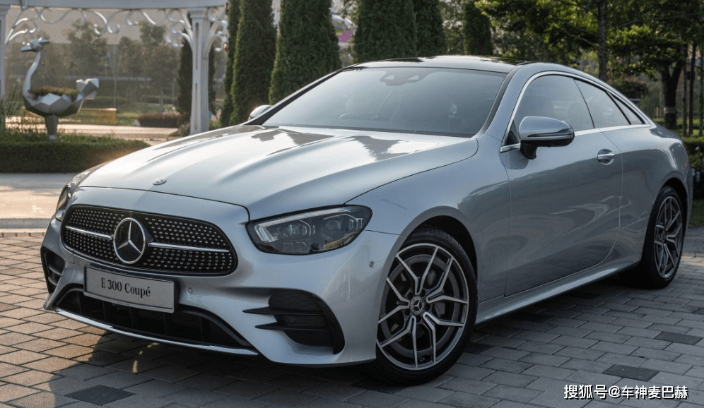 奔驰e300amgcoupe来了这个外观还有槽点吗