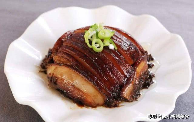 因为|教你自己在家做扣肉，这样做扣肉更入味，肥而不腻，吃起来更香