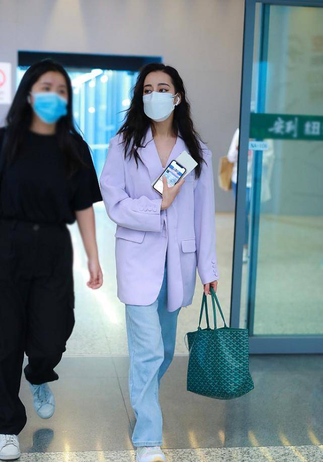 身材|迪丽热巴穿成“五五身”,造型一样很抢眼,身材不好这样穿易翻车