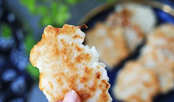 购买欲|不发面，不脏手，秋天早餐就吃它，宣软爽脆，儿子能吃一大盘！