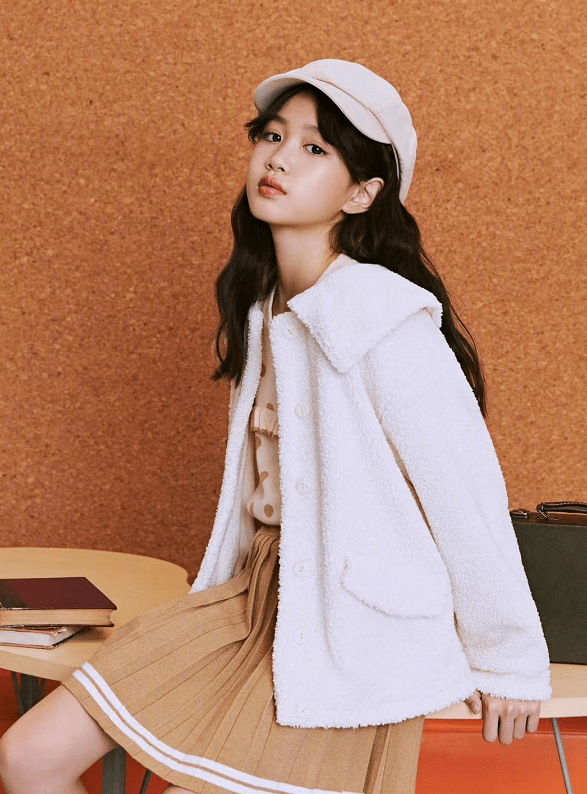 女儿|星二代中就服钟丽缇女儿颜值，没成年有“女主脸”，可以直接出道