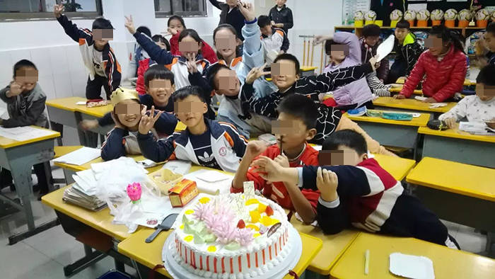 家长|在幼儿园给孩子过生日，是“新颖”的尝试，还是攀比心在“作怪”