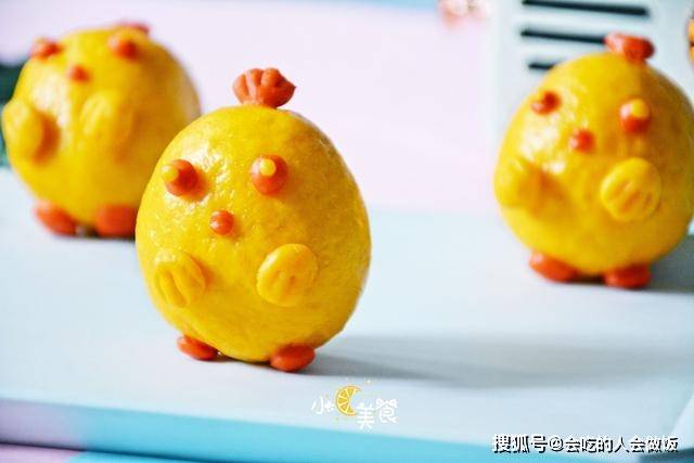 面團|松松軟軟，就和蛋糕一樣，小雞仔饅頭，手掌那么大，好吃好看