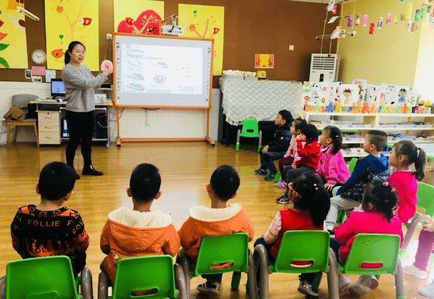 实际操作|幼儿园纳入“义务教育”，家长终于告别天价学费，教育部回应来了