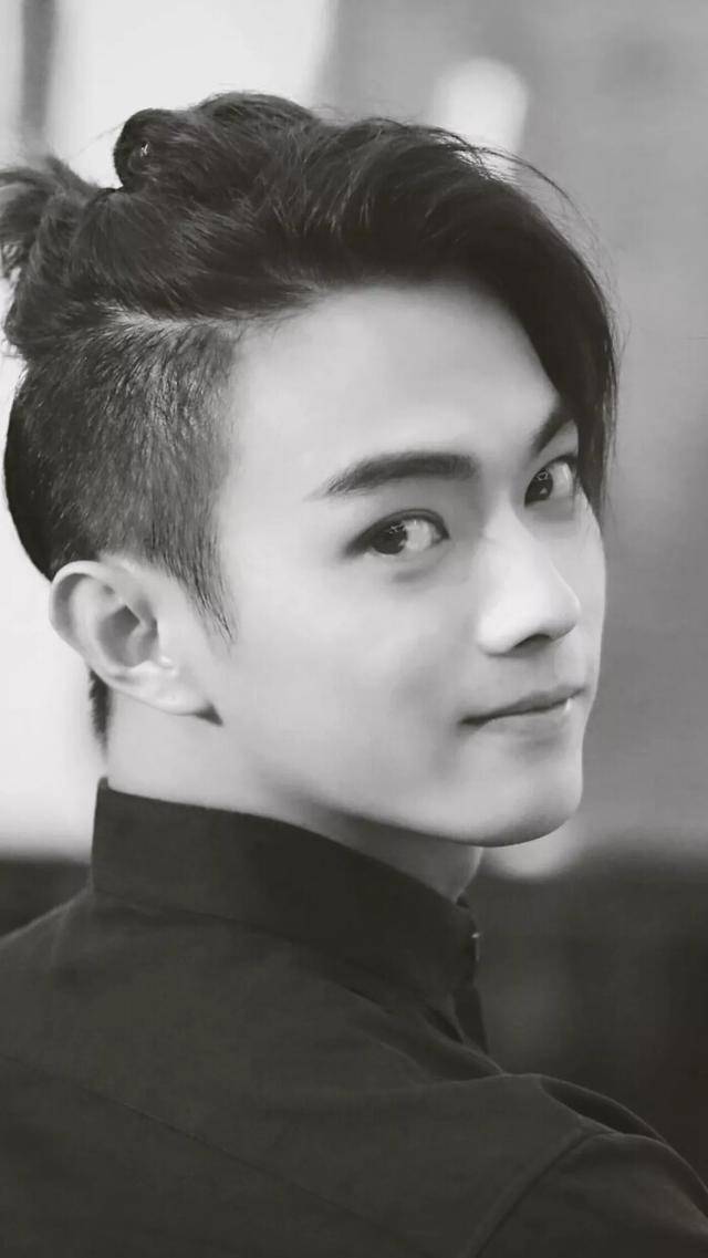 因为|因《延禧攻略》爆红的许凯，却接连两部戏口碑翻车，他到底怎么了