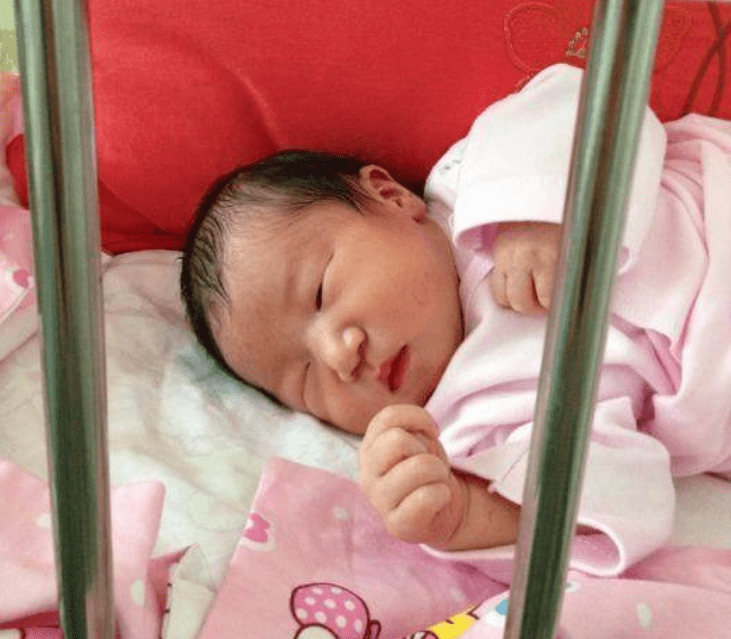 手指|第一胎宝宝这个“细节”，能暗示下一胎“性别”？有些老话还真准