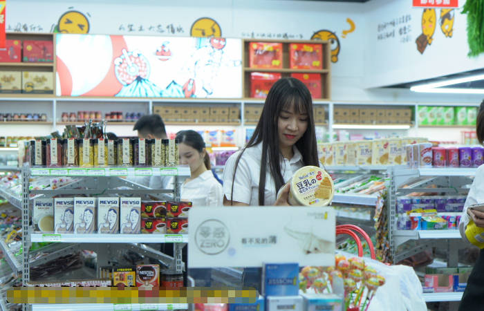 发展潜力|选好怡佳仁零食店项目，也请继续重视铺面问题