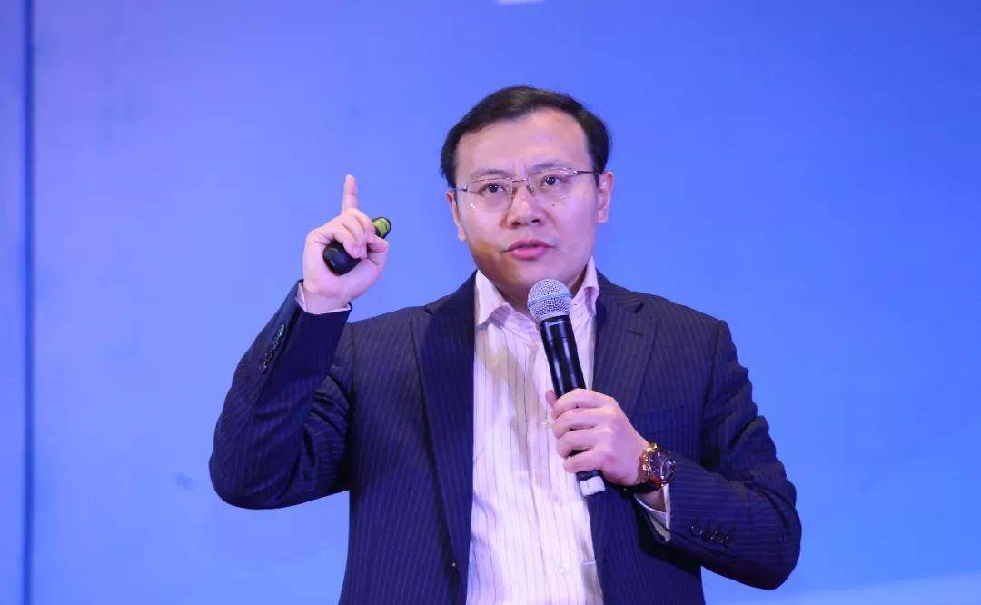 人口|不能指望90后和00后？专家提出生三胎奖励政策，网友却不买账