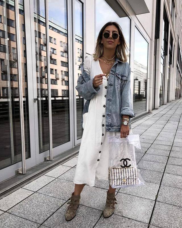 黑色|必备的牛仔外套，这样搭配起来，休闲减龄又帅气！