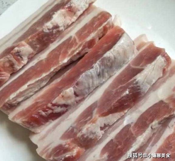 做饭吃|新来的保姆把五花肉做成这样，要求月薪8千，过分吗？