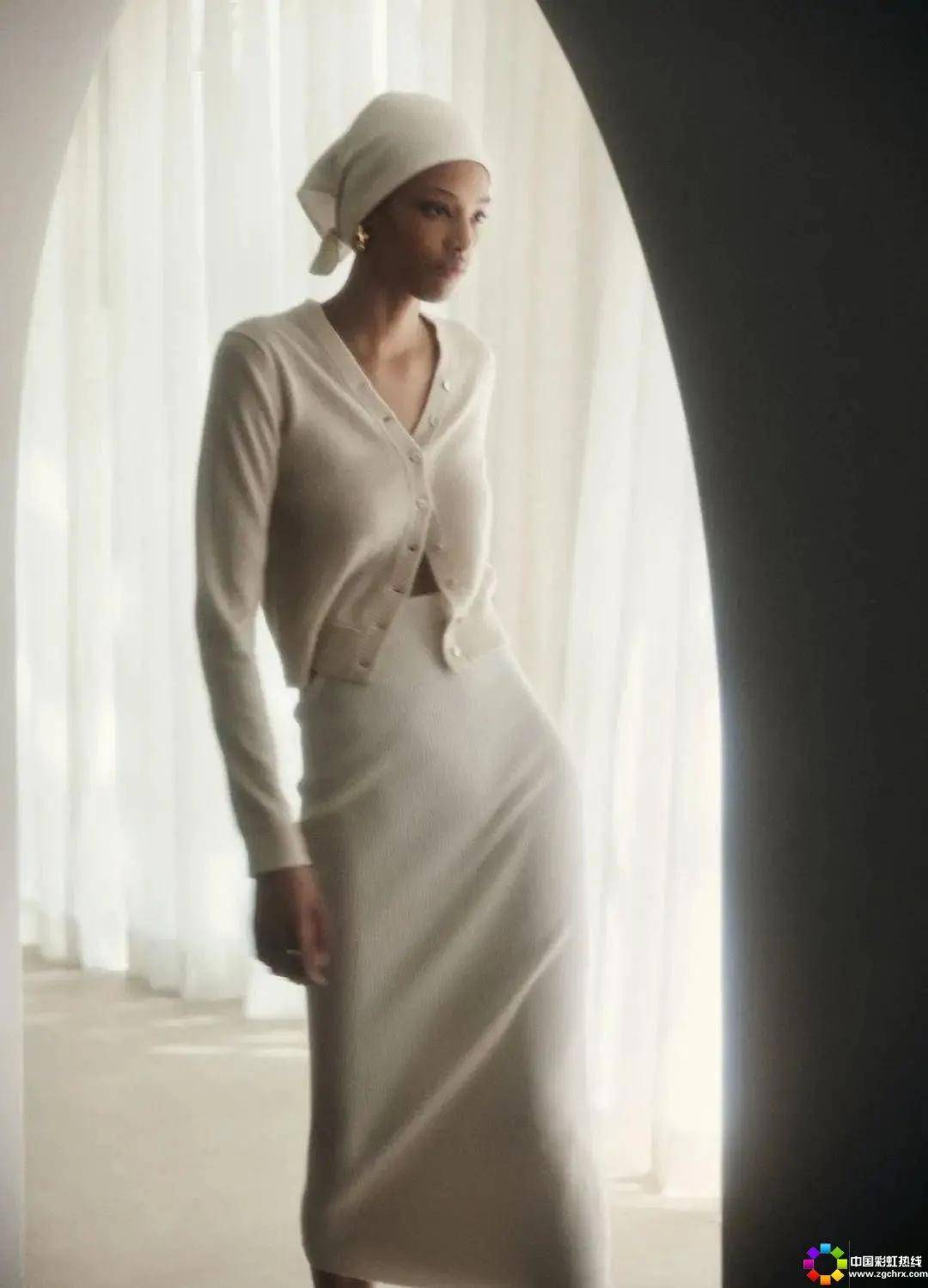 褐色|今年秋冬流行色的高阶穿法来了！巨美巨高级，谁穿都美！！