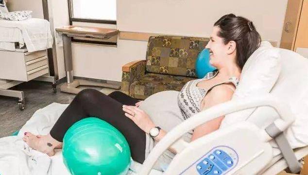 国家|生三胎新政策并没有影响到年轻人，专家们集思广益提出新建议