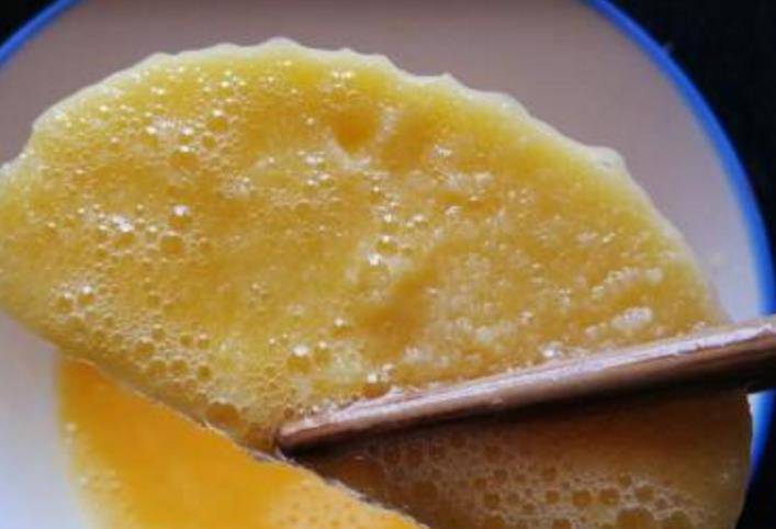 美食|美食煎馒头片,裹鸡蛋前还需多加这一步,馒头片更酥脆不油腻!