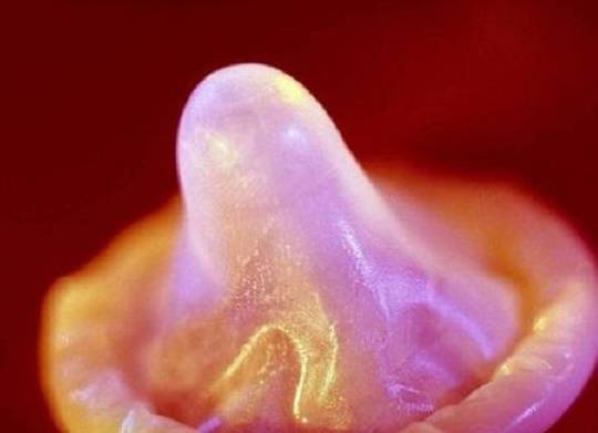 进行|怀孕期间，夫妻可以“同房”吗？医生：适当的亲热有这3大好处