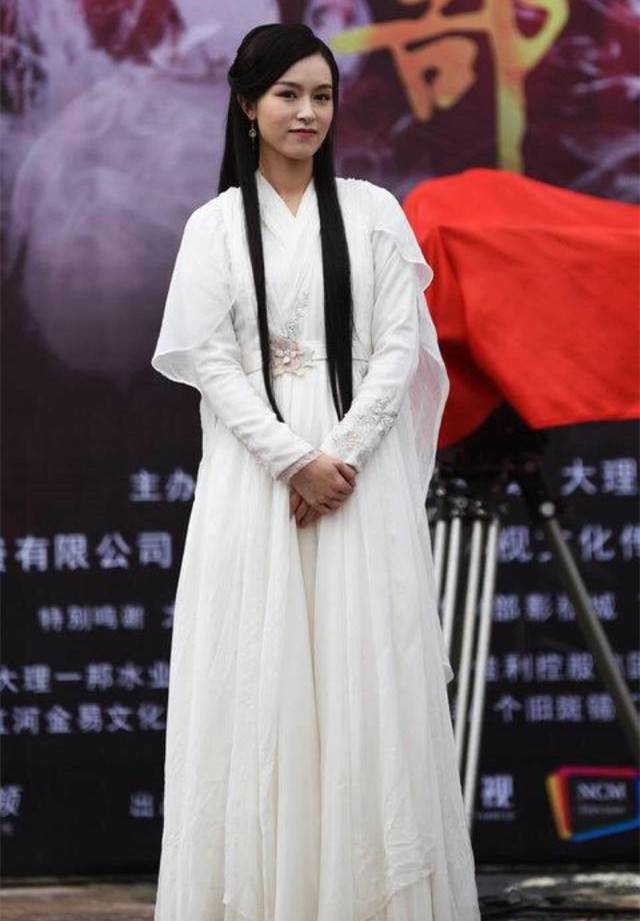 仙姑|“王语嫣”别硬演，明明是仙女，却被文咏珊演成了“仙姑”