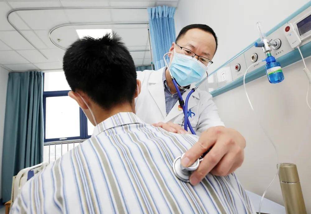 医护|交大一附院东院：专家纷至沓来