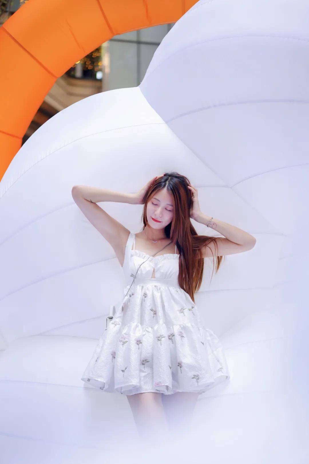 品牌|博主们抢着打卡的“云朵展”，好拍好逛好吃都在摩方了！