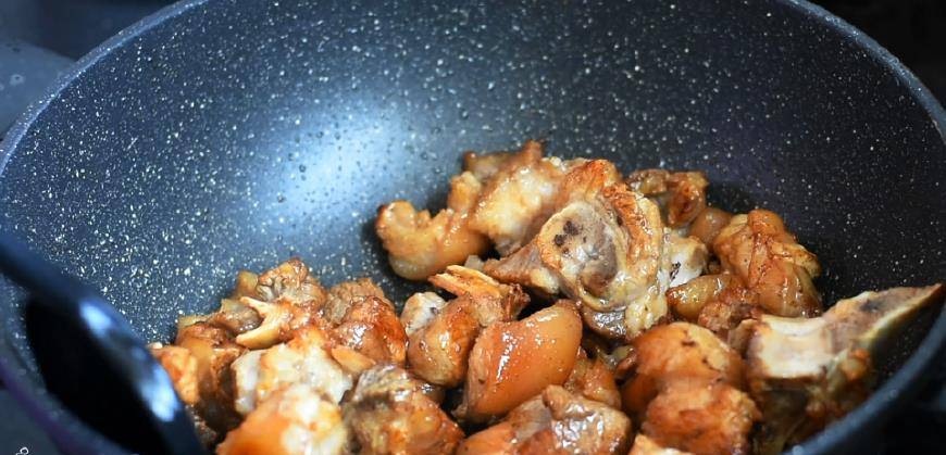 猪脚怎么做最好吃视频 442857128a514476bf22bc8e58e250cd.jpeg