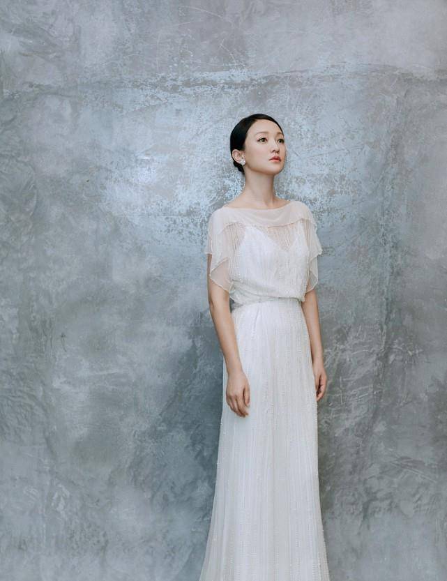 身材|“周公子”周迅身材真挺好，身姿挺拔有气质，看起来好有女人味