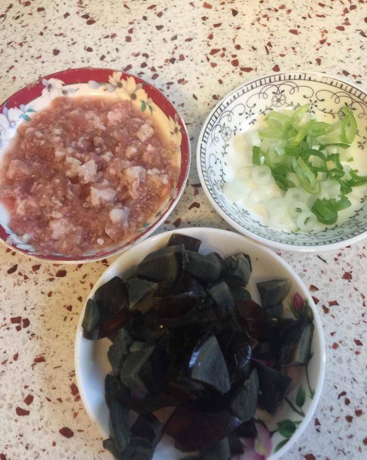 生姜|早餐应该怎么吃，两款简单又营养早餐，一个能吃完一锅