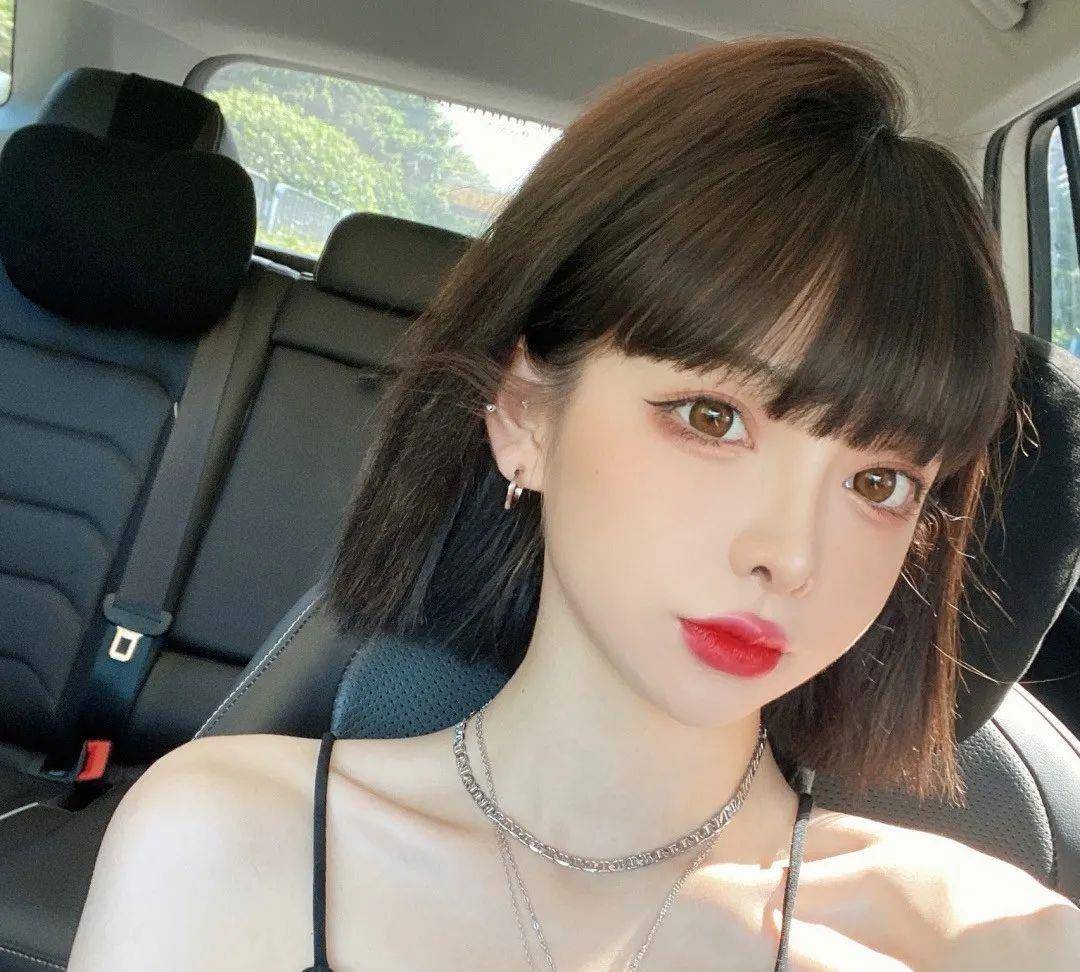 发型|这几款发型女生剪了超显老！求求你们千万不要再留了！