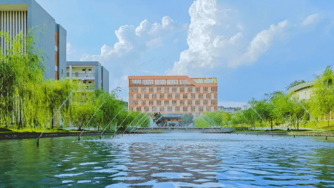 广西城市职业大学征集预告 | 高职高专第二次志愿征集即将开始