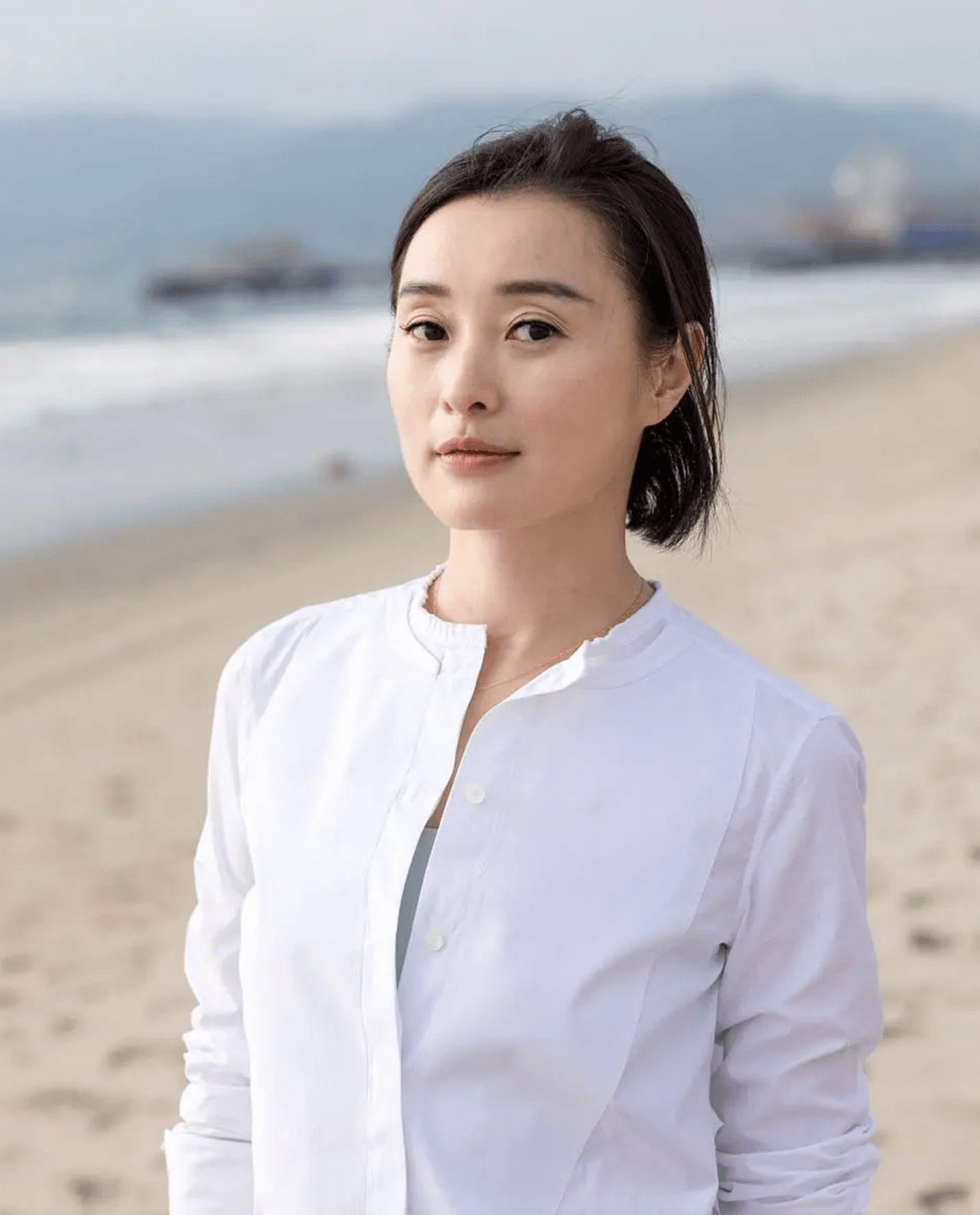 原创吴越淡然儒雅的人生多年单身的她将自己嫁给生活