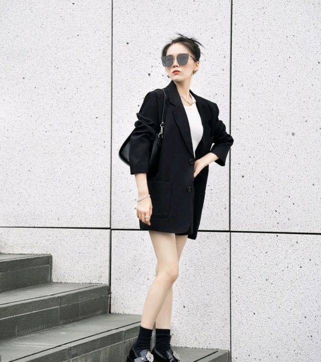 服装|小个子女生的早秋穿搭怎么穿才好看？学会了穿搭技巧，温柔又显高
