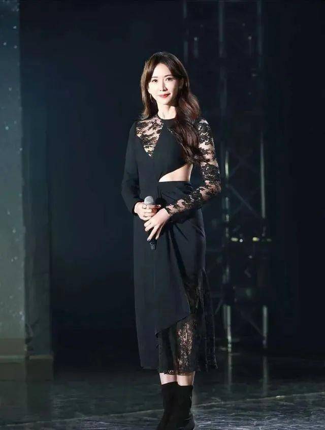 设计|林志玲与木村拓哉同框，女的48岁像少女男的48岁像少年
