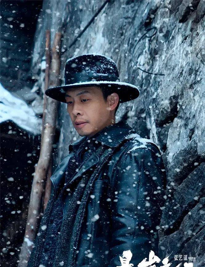 情节|71岁张艺谋真能拼!《悬崖之上》被观众狂热追捧,5大看点太精彩