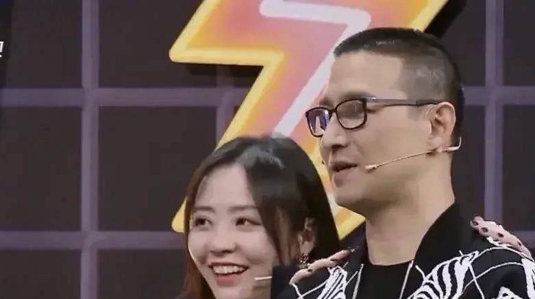 嘲讽|张靓颖发文疑似嘲讽《王牌》，节目为捧某男团，自己镜头被一剪没