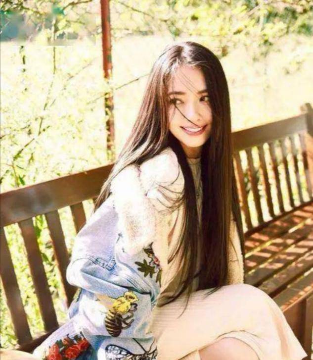 卷发|女人过了50岁，尽量避开这5种发型，尤其是第1种，显老又土气