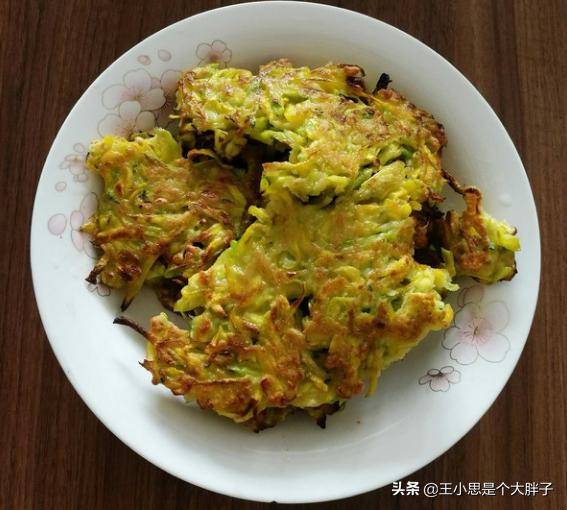 时间|夏季早餐就吃它,简单美味健康,不炸不烤煎一煎,孩子吃了直夸好