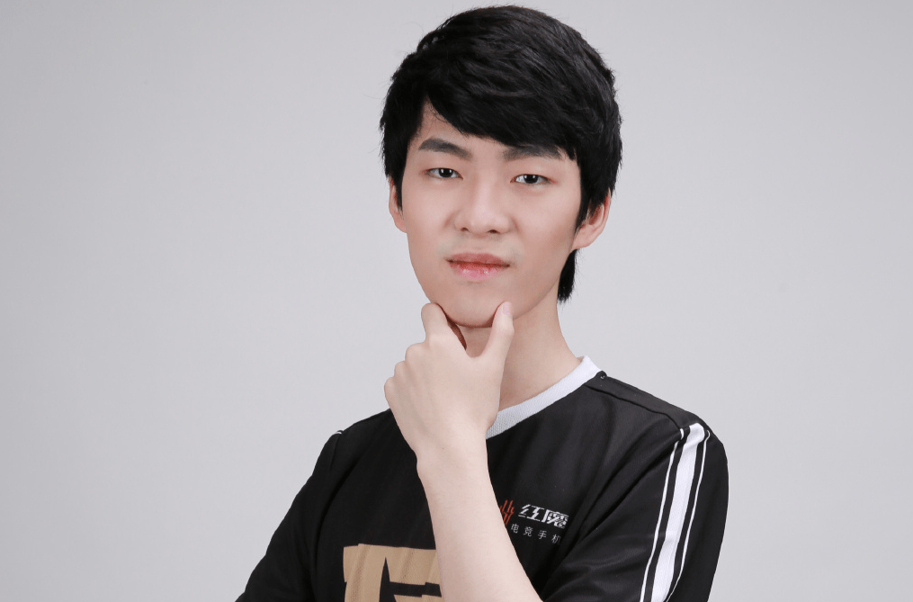 拒绝公开处罚结果!果子哥连续挂机rng瞒不住了,微博回应被狂喷