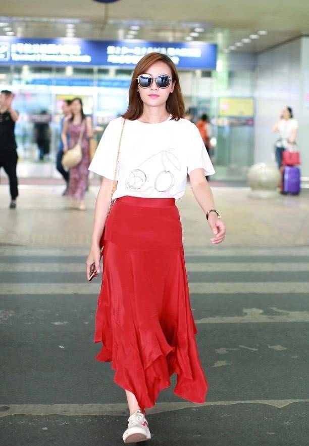 仙女|《舞蹈生》开场佟丽娅惊艳，穿红裙衣袂飘飘像仙女，陈思成后悔吧