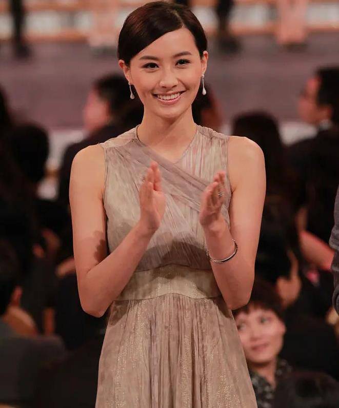 联手菊池亚希子与宫崎葵热演 三姐妹 图 21年8月23日 港基资讯