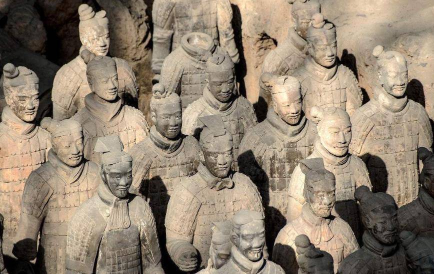 纸钱|中国人祭祖为何烧纸钱？