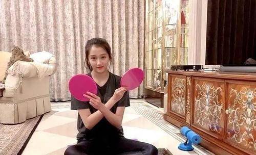 食谱|关晓彤减肥食谱公布,顿顿不重样,网友:营养均衡热量还低