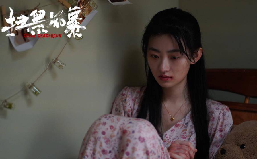 孙兴为什么让徐英子咬桌角原型孙小果案件女生咬大理石更残酷