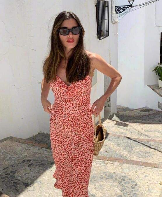 显得|主业牙科医生副业时尚博主 日常穿搭很是复古迷人