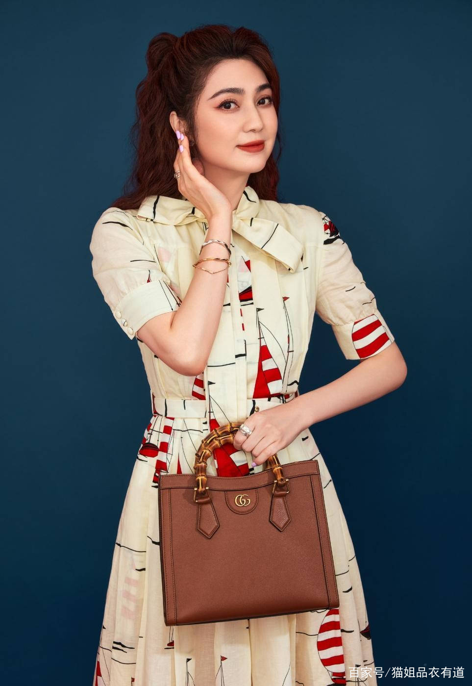 洪欣|“港普F4”同框比美,49岁洪欣扎双马尾真减龄,不站C位也抢镜