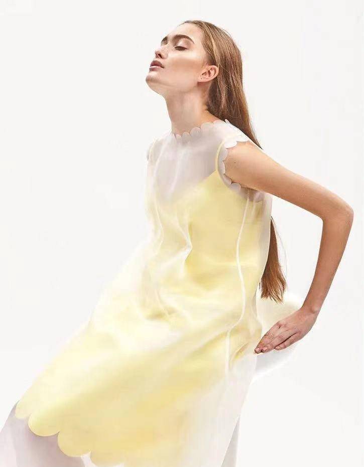 黑色|这个流行色太难穿?真人示范穿对了超显白,还会让心情变明亮!