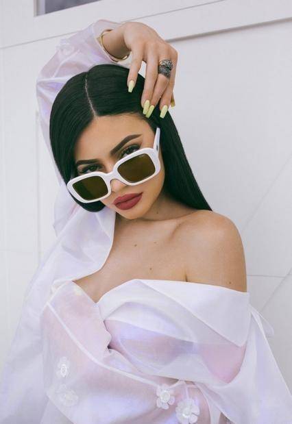 小妹|比伯开派对辣妹云集！金小小妹穿衣土豪，海俚被恶意拍照老公发飙