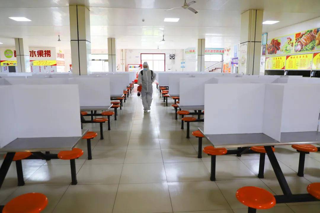 疫情|防疫不松懈，演练筑防线 | 直击西安轨道交通技师学院疫情防控演练现场