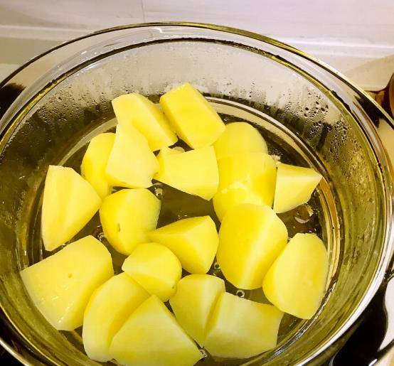 土豆泥做法18种 492baa86b40940138b31eea1a4fe9e74.jpeg