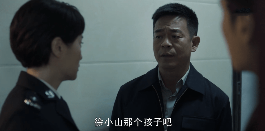 孙兴|扫黑风暴：胡笑伟尽显人精本色，三言两语便转移话题，全身而退！