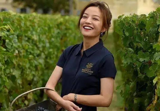 刘金启|赵薇4000万买外国酒庄，卖回国980元一瓶，结果被煤老板狠狠打脸