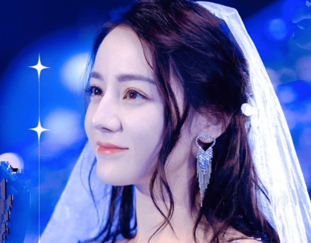 角色|《你是我的荣耀》收官，迪丽热巴发长文告别角色乔晶晶